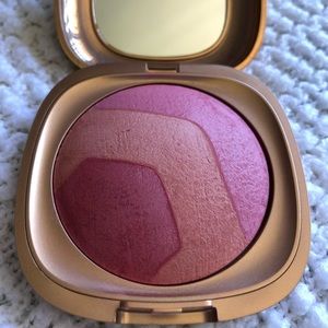 Kiko Cosmetics Desert Dunes Trio Baked Blush